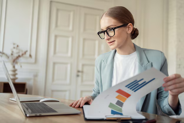 credit analyst