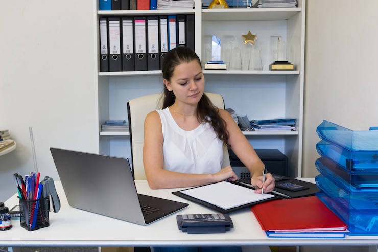 стажер практикант в бухгалтерии