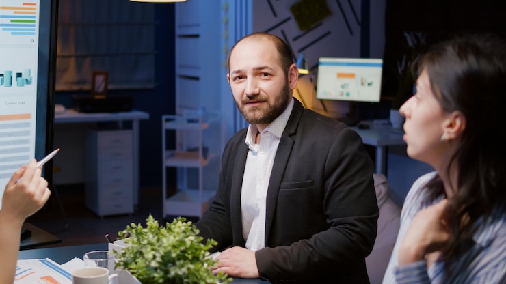 менеджер по продажам b2b