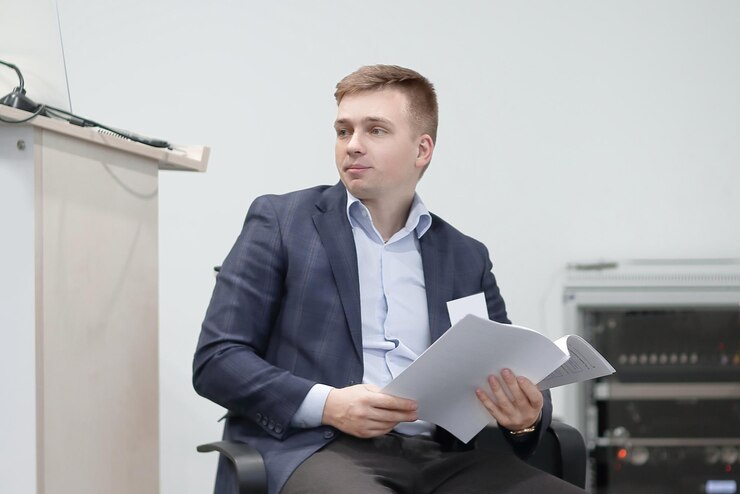 руководитель контрактной службы