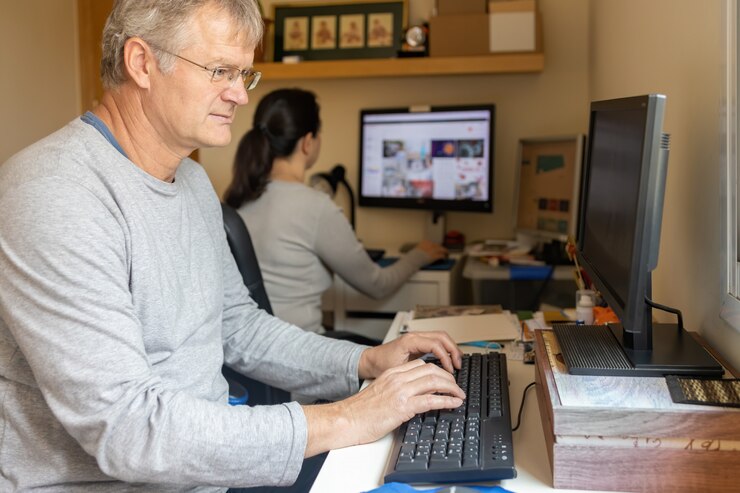 senior game designer