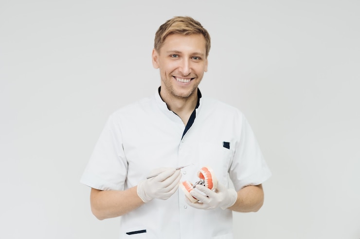 стоматолог ортопед