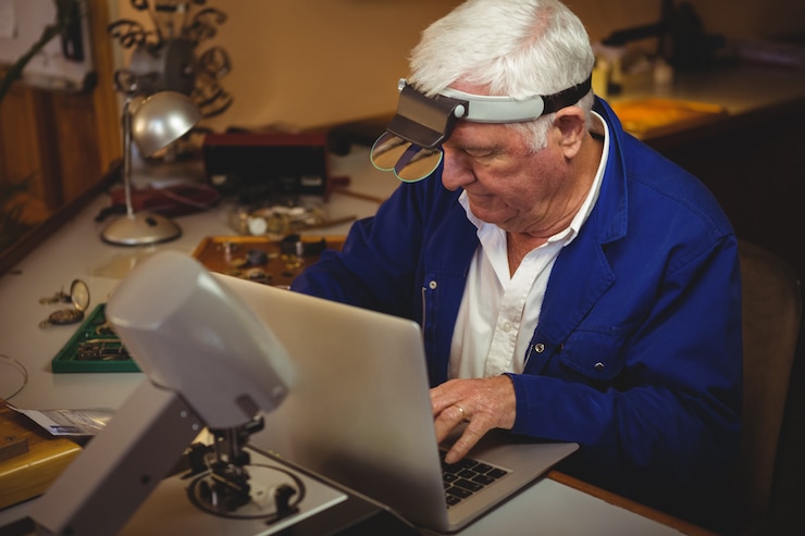 senior python engineer