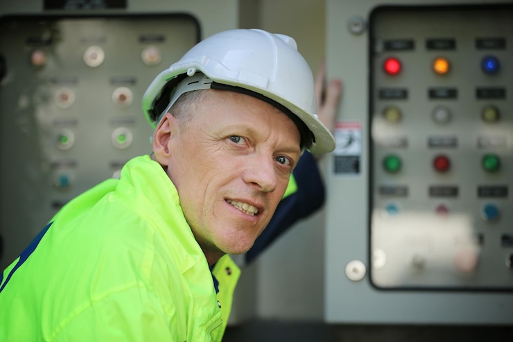 senior electrical engineer